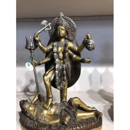 Mahakaali statue