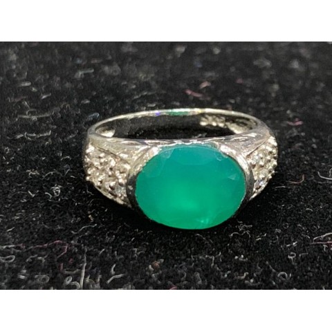 Emerald Silver Ring